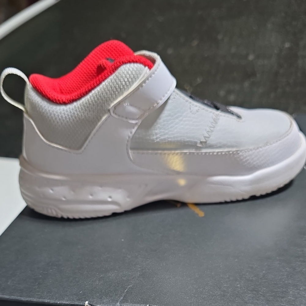 Jordan max aura 3 ps